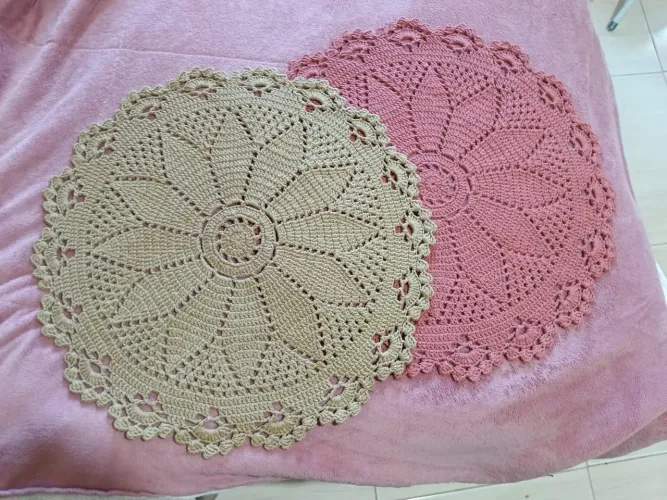 Tapetes artesanal de crochê ? Medidas 70cm