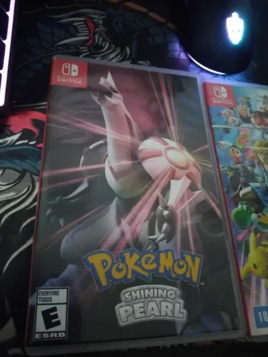 Combo 2 jogos Switch / Pokémon Shining Pearl e Super Smash Bros