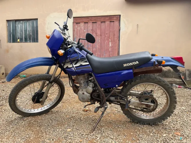 Xlr 125 azul 2001 ótimo estado