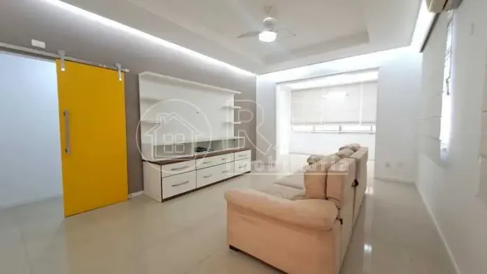 Imóvel para venda possui 137 metros quadrados com 3 quartos em Vila Isabel - Rio de Janeir