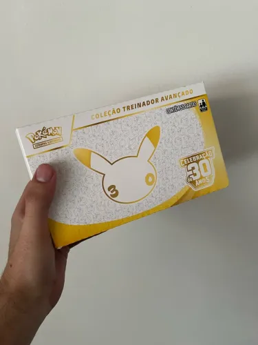 Coleção Treinador Avançado de Celebração de 30 Anos do Pokémon - Português 