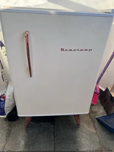 Frigobar retrô Brastemp 