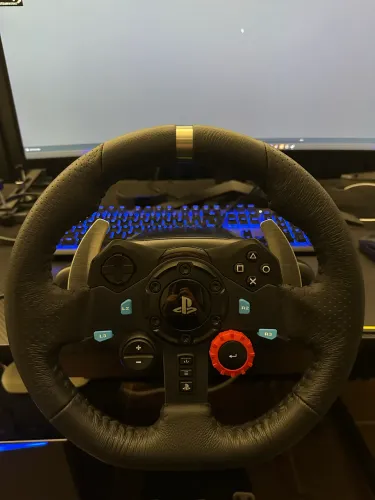 VOLANTE LOGITECH G29 MUITO NOVO!