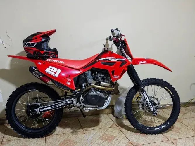 VENDO HONDA CRF 230