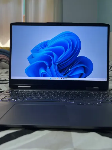 Notebook Gamer Lenovo LOQ 15IRH8, RTX 2050, 16GB RAM