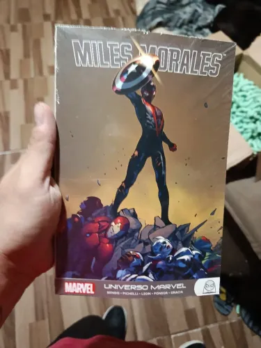 Hq Miles Morales vol.5 (lacrado)