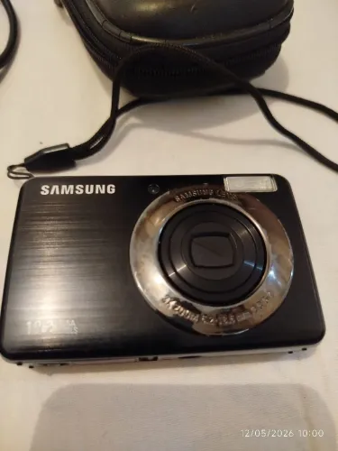 Camera digital fotográfica Samsung 10.2 Mega Pixels