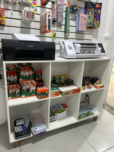 Vendo balcão e expositora organizadora para loja 