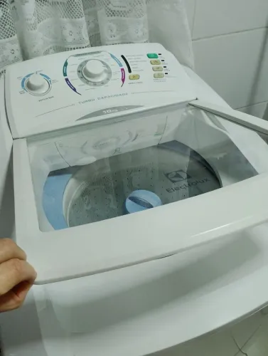 Máquina de lavar roupa Eletrolux 10 kl