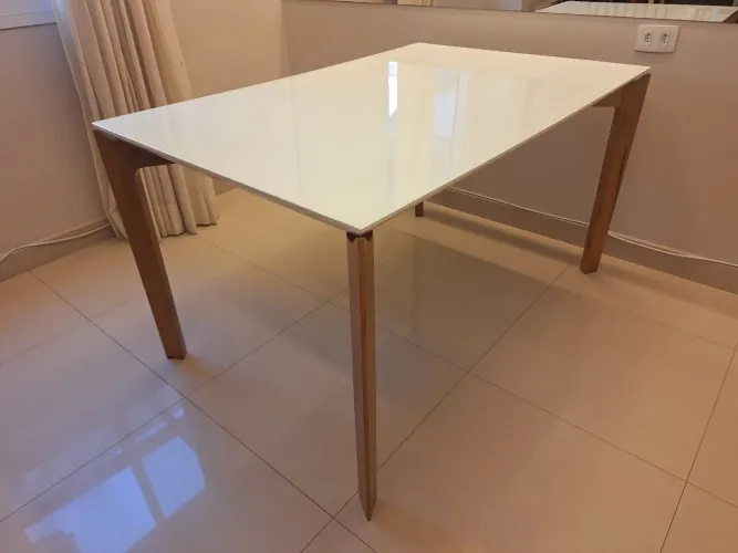 Mesa de jantar 4 lugares tampo vidro