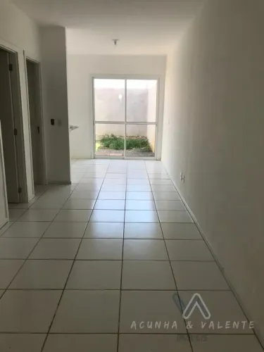 Casa em condomínio fechado 3 dormitórios, aluguel Pelotas