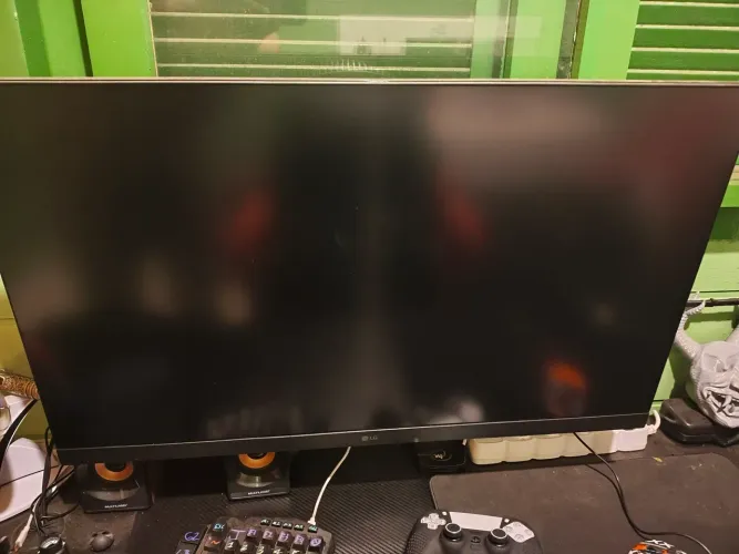 Vendo monitor LG utrager 32 LG 32GN600-B