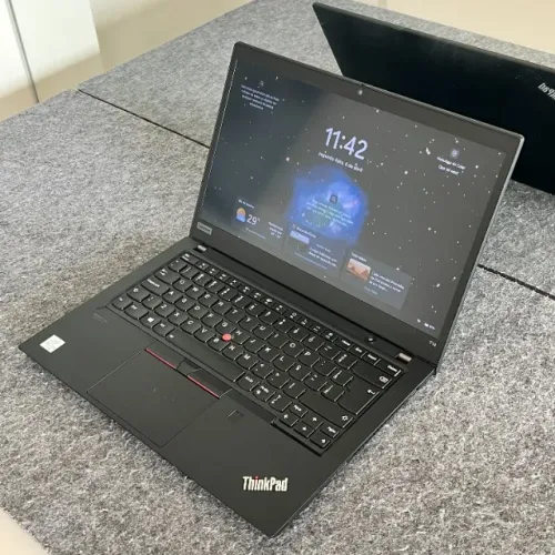 Notebook Lenovo Thinkpad, i7 de 10ª, 8gb de RAM, 256gb de SSD e tela de 14 polegadas