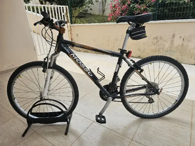 Bicicleta mountain bike 21 marchas com suporte