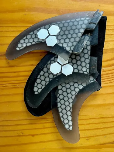 Quilhas de Fibra + HoneyComb | tam L/G