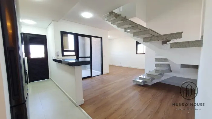 Apartamento Duplex para locação na Rua do Mercadão Campolim