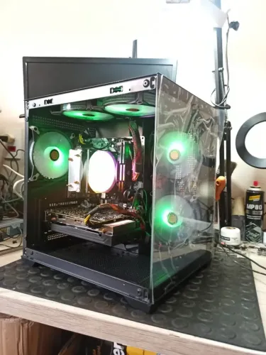 Pc gamer Ryzen 5 3500x 16gb rx580 240nvme