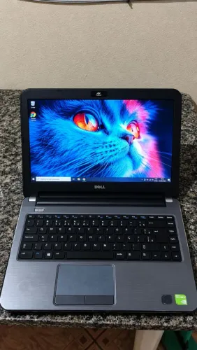 Notebook Dell i5 com placa de vídeo