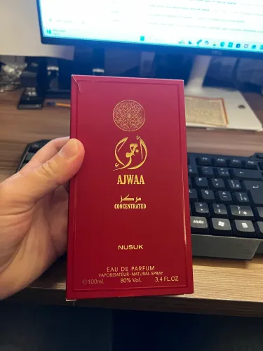 Perfume Árabe Nusuk Ajwaa Red Eau de Parfum