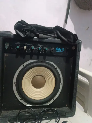 Cubo para instrumento músical(preço negociável)