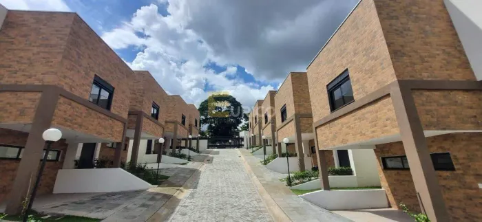 Casa em condomínio à venda no Jardim das Paineiras em Campinas/SP
