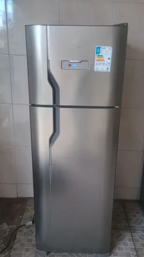 Geladeira Electrolux duplex Frost Free inox