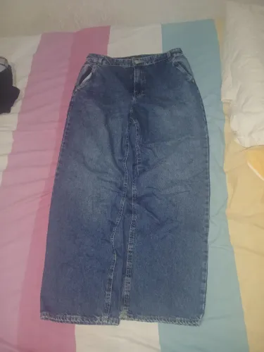 Calça super baggy
