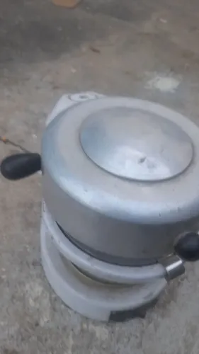 Plastificadora odontologica a vacuo