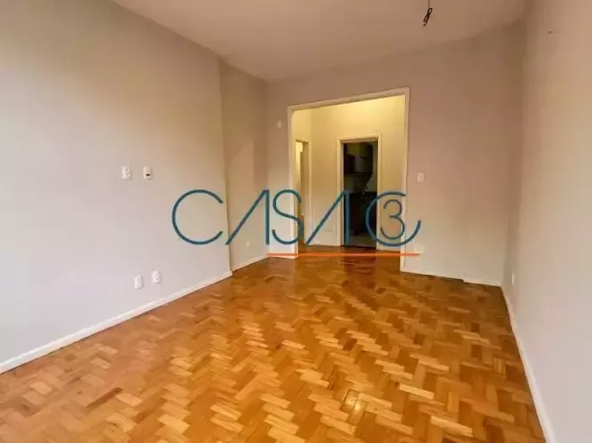 Lindo apartamento na General Glicério