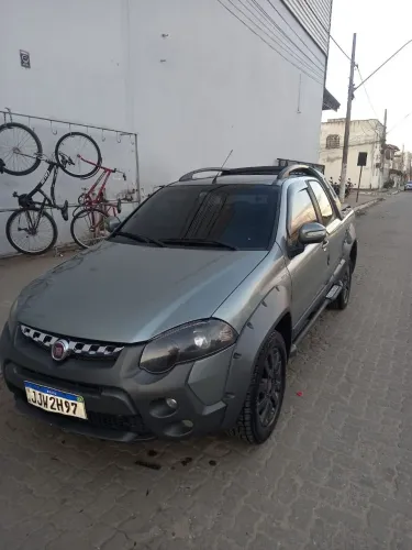 Fiat Strada Adv.1.8 16V Dualogic Flex CD 2013