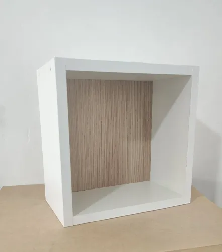 Nicho em MDF com fundo amadeirado 6mm