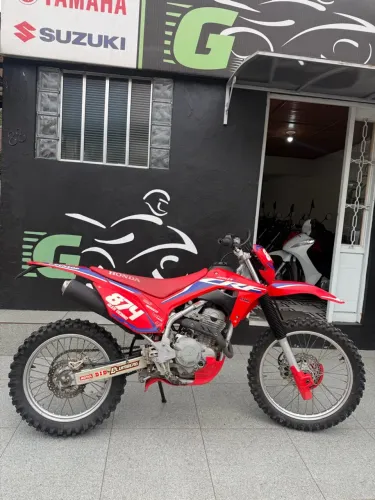 CRF 250F ÚNICO DONO