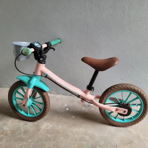 Bicicleta de equilíbrio Nathor Rosa