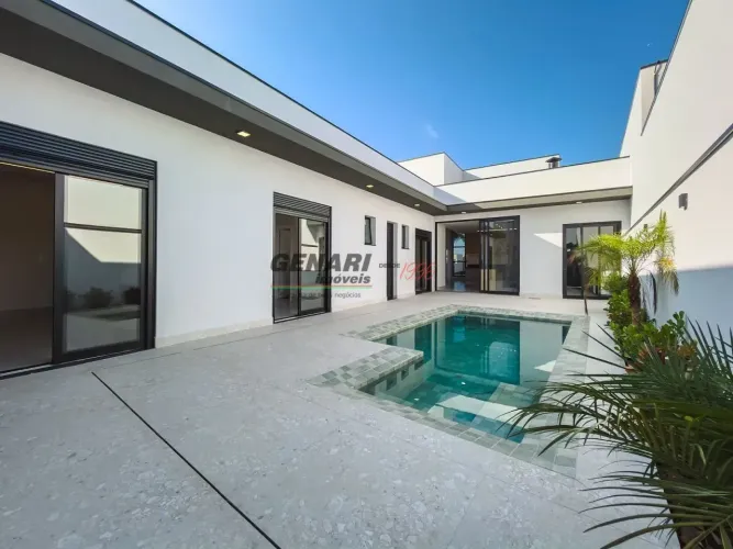 Casa à venda, 3 quartos, escritório e piscina no Jardins Di Roma, Indaiatuba, SP