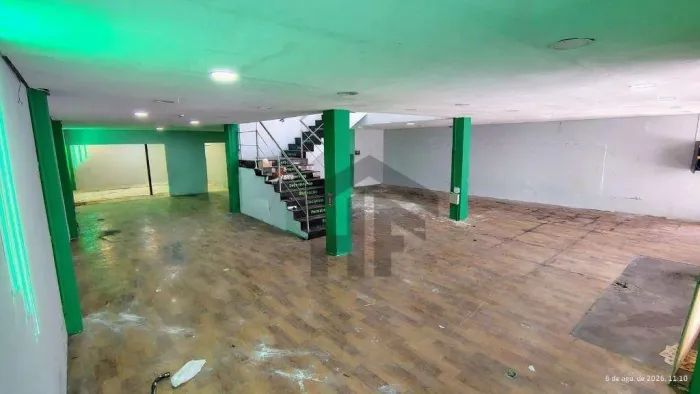 Loja Comercial de 500m² para alugar, localizada na Encruzilhada, Recife - Pernambuco.