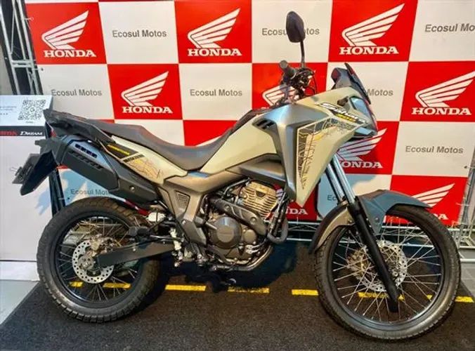 Honda Xre 300 SAHARA ADVENTURE