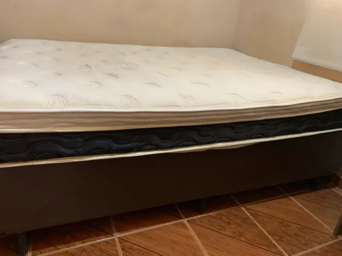Colchão casal com base