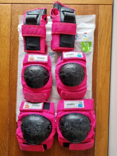 Kit de acessórios de proteção, Decathlon, tamanho XS (de 6 a 10 anos).