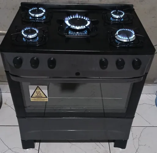 Vendo fogão 5 bocas mesa de vidro Elétrico 