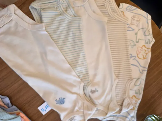 Conjunto 5 body Carter's 12m