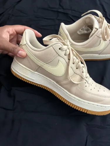 Tênis Nike Air Force 1 07 Feminino