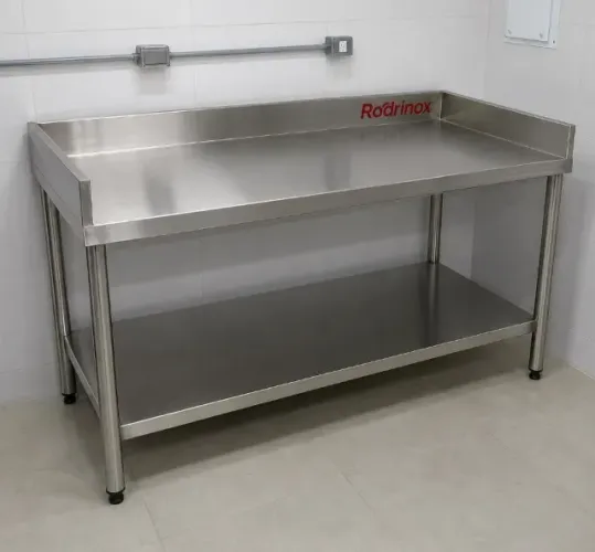 acabamentista em aço inox