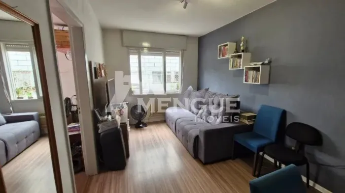 Apartamento com 1 quarto e 43m² para alugar na Vila Ipiranga, Porto Alegre.
