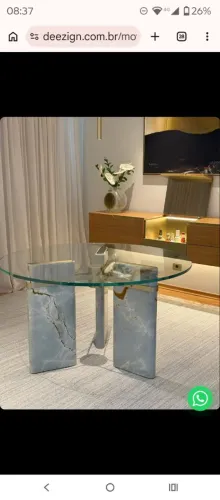 Mesa de Jantar redonda com tampo em vidro e pés em Deep Blue