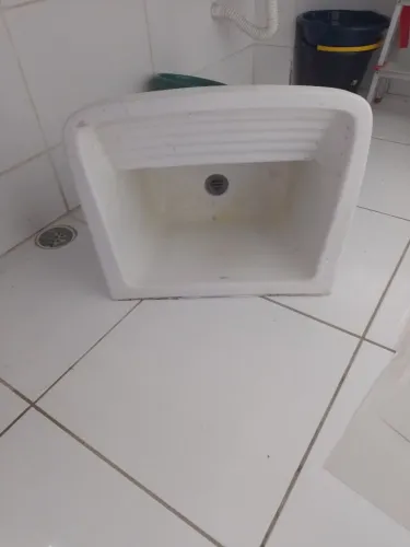 Vendo tanque suspenso celite