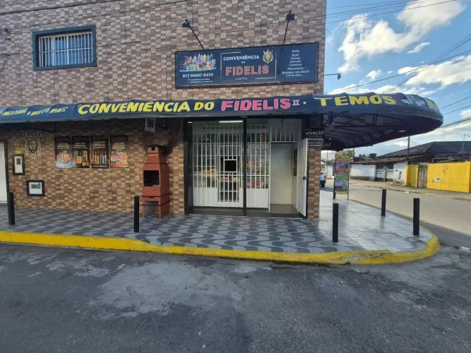 Arrendo ponto comercial de esquina bem movimentado bairro caeiras Praia grande 