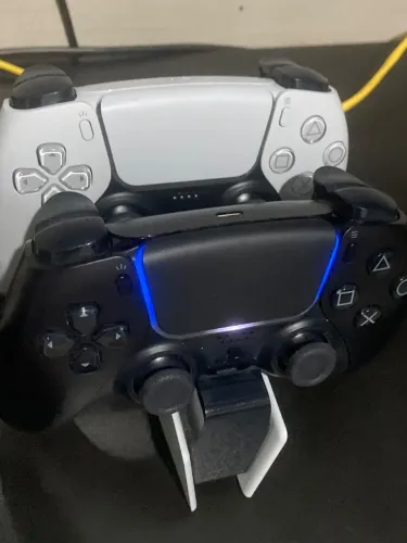 PS5 Slim 4 meses de uso