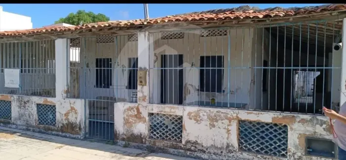 Casa Ampla à Venda localizada na Atalaia Nova