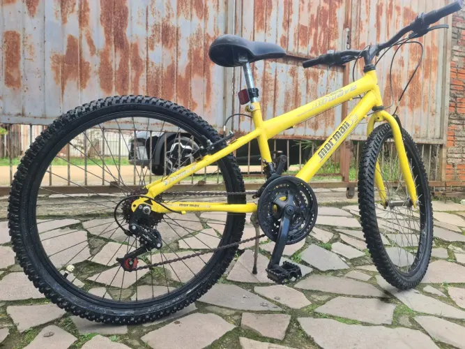 Bicicleta aro 24 mormaii