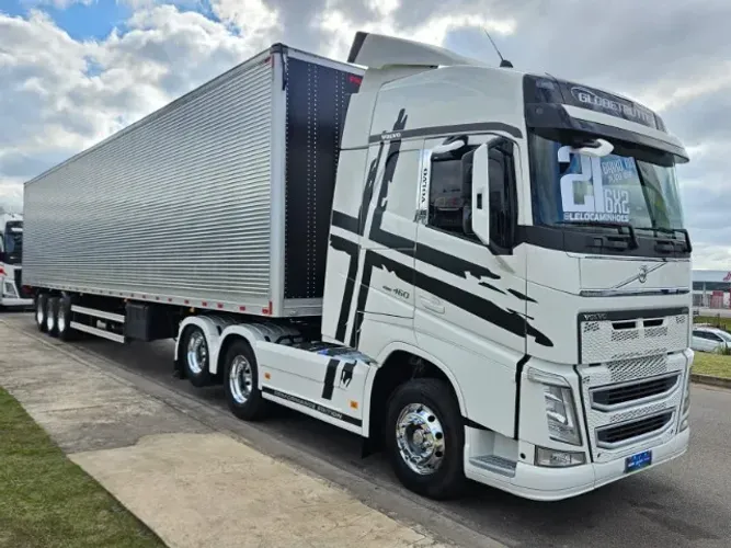Volvo FH 460 6x2 Globetrotter Ano 2021 Euro 5 Plano Ouro  Baú Facchini 30 plts ano 26 O KM